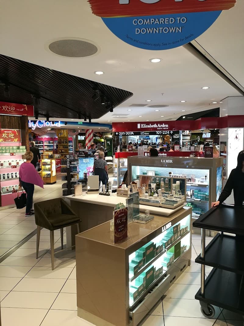 Elizabeth Arden Cork photo