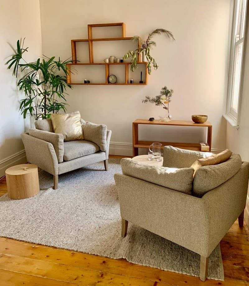 Elk & Me Therapies Dispensary Melbourne photo