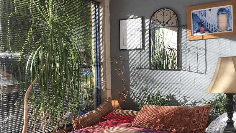 Elle Naturale Olinda Melbourne photo