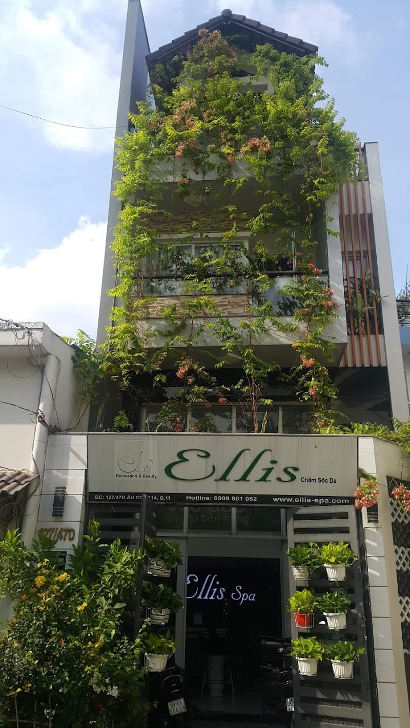 Ellis Spa Quận 11 photo