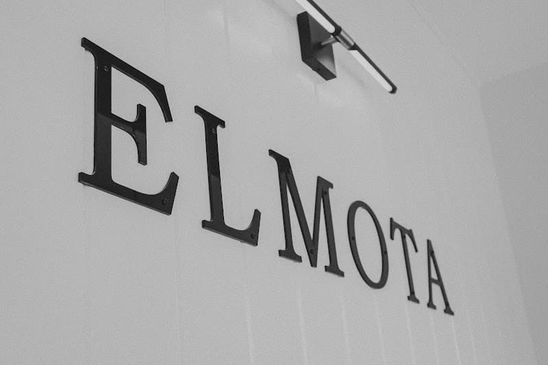 Elmota Esthetics Danvers photo