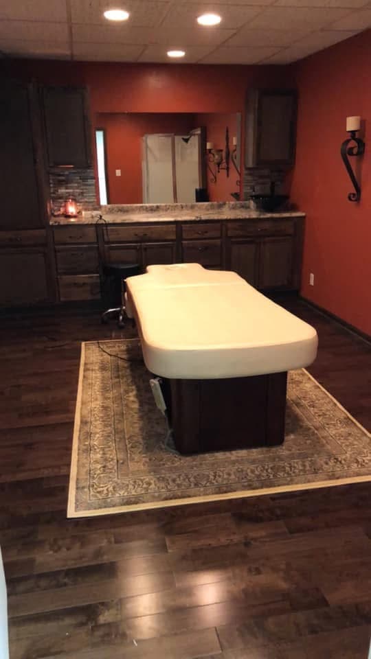 Embellish Spa Missouri Valley photo