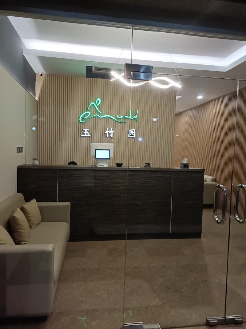Emerald Spa Massage & Reflexology Yu Zhu Yuan Batam photo