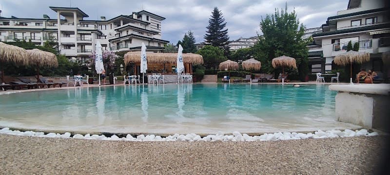 Emerald Spa & Wellness Center Flower St photo