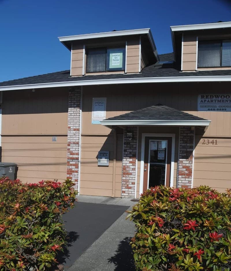 Emerge Spa Therapy Eureka photo