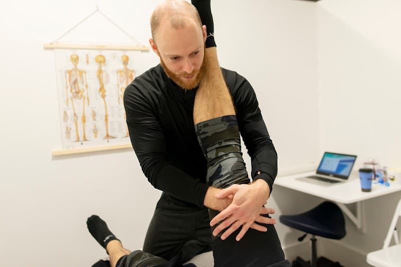 Emeskay Sports Therapy Manchester photo