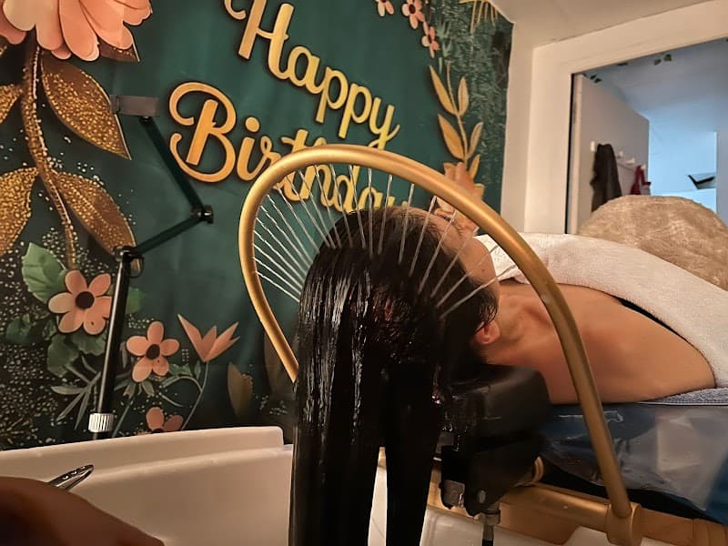 Emilie Beauty et Head spa Cannes photo