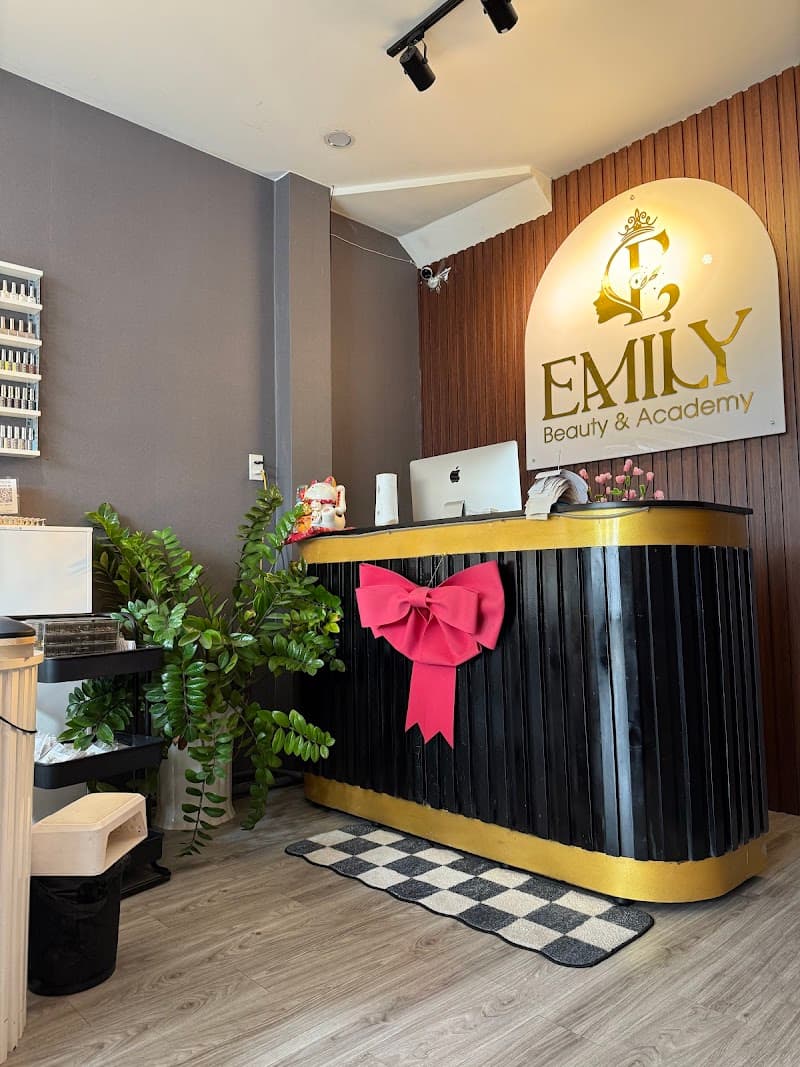 Emily Beauty & Academy Biên Hòa photo