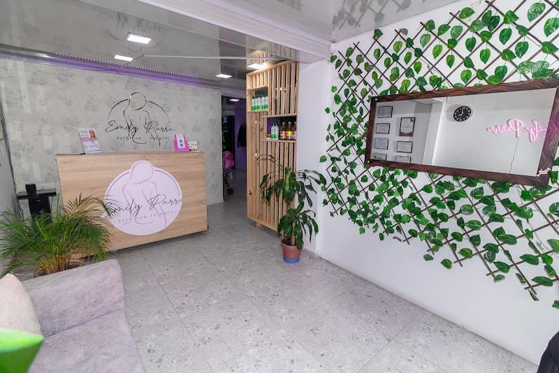 Emily Parra - Estética Integral Madrid photo