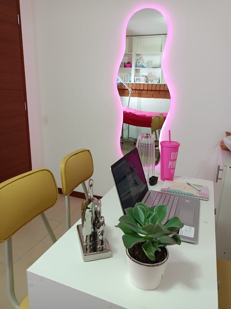 Emperatriz Beauty House Quito photo