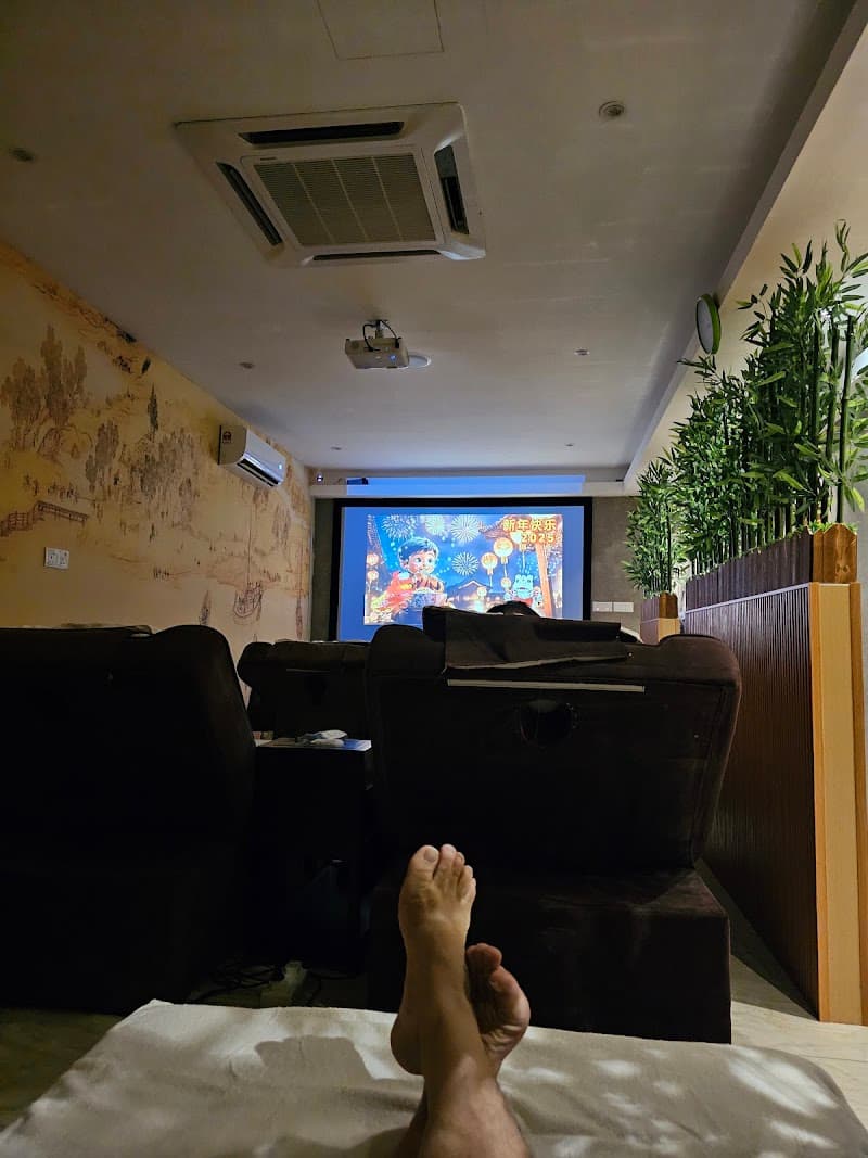 Emperor Foot Therapy Warmth Reflexology Sdn Bhd Tebrau photo