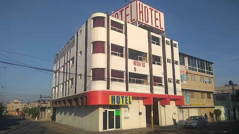 Emporio Queen Toluca photo