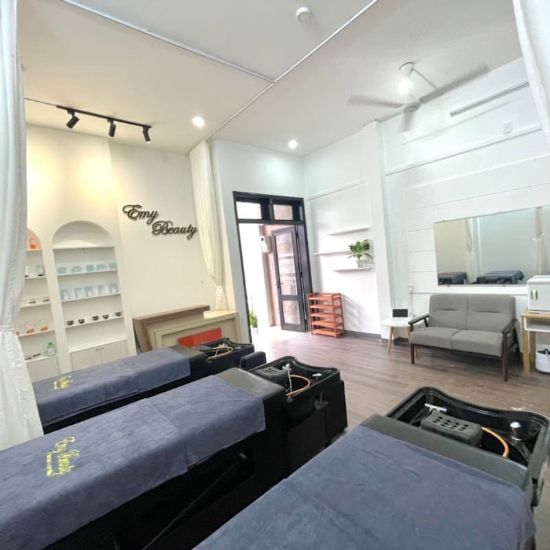 Emy Beauty - 31 Bùi Tá Hán Quận Ngũ Hành Sơn photo