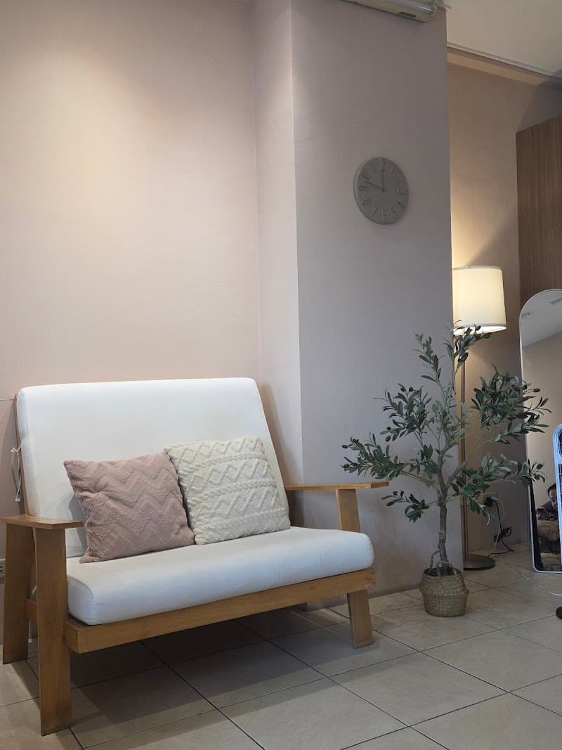 Enza Nails and Spa Makati photo