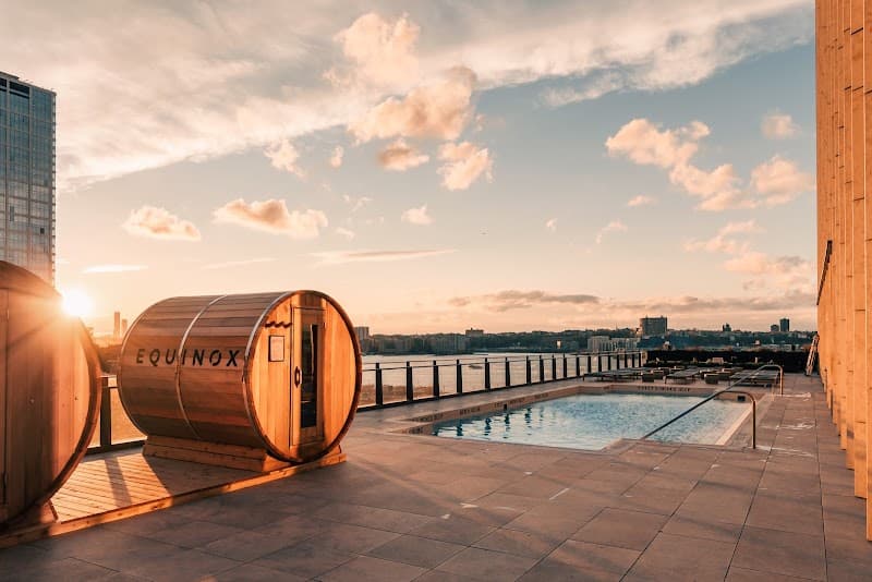 Equinox Hotel New York photo