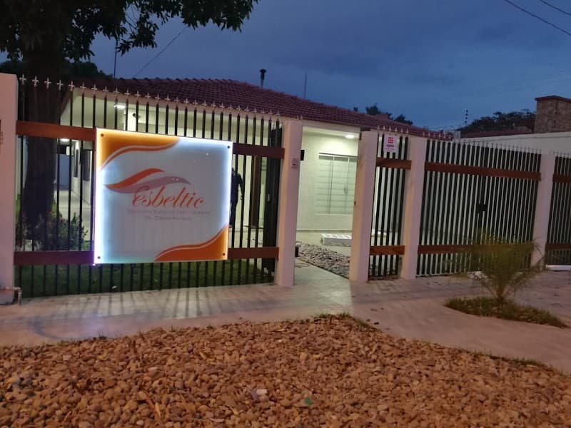 Esbeltic Spa Medico By Dr. Daniel Hurtado Santa Cruz de la Sierra photo