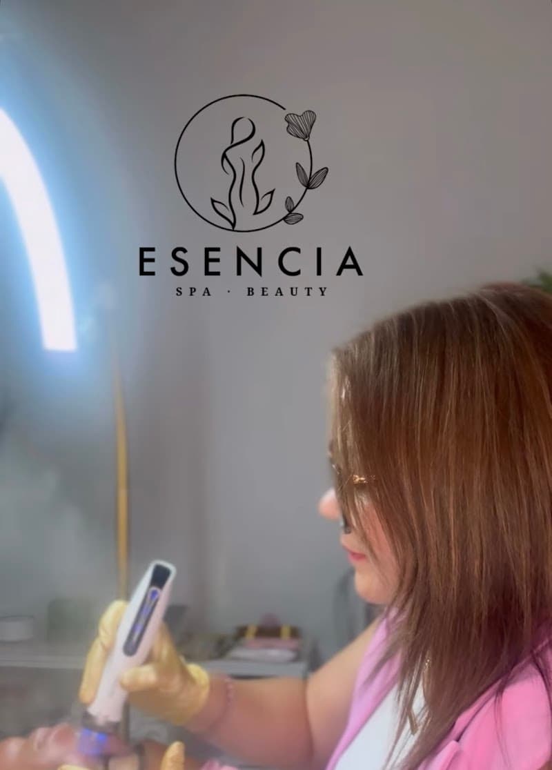 Escencia Tame photo
