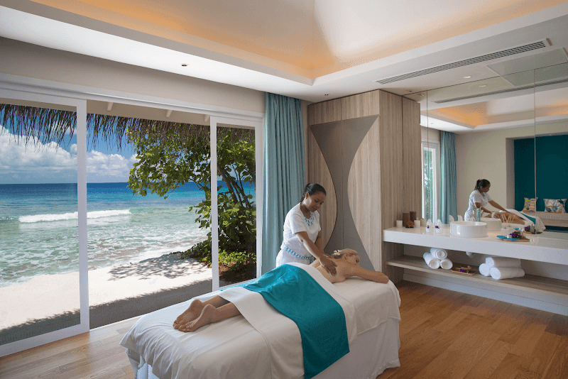 Dhaalu Atoll esKape Spa photo