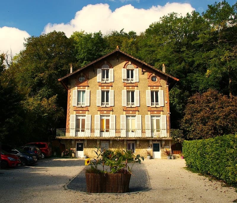Espace Ohipa location bureaux Jaux photo