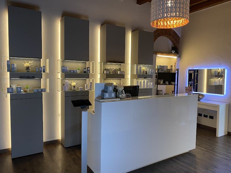 Essenze Di Benessere Carate Brianza photo
