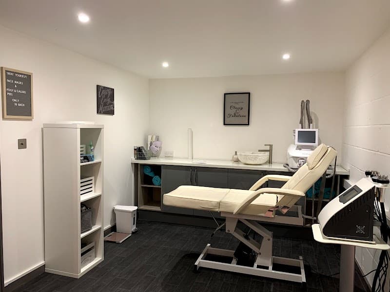 Essex Body Sculpture Marks Tey photo