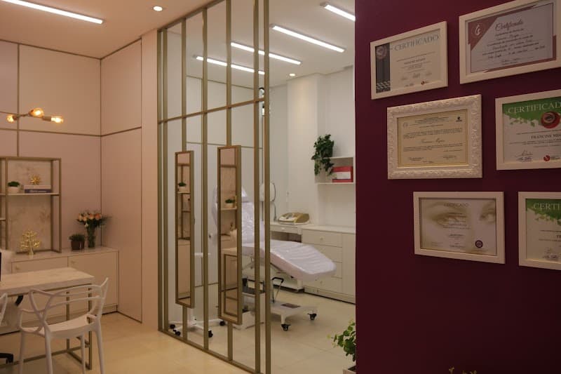 Estética Hollywood Três Passos photo