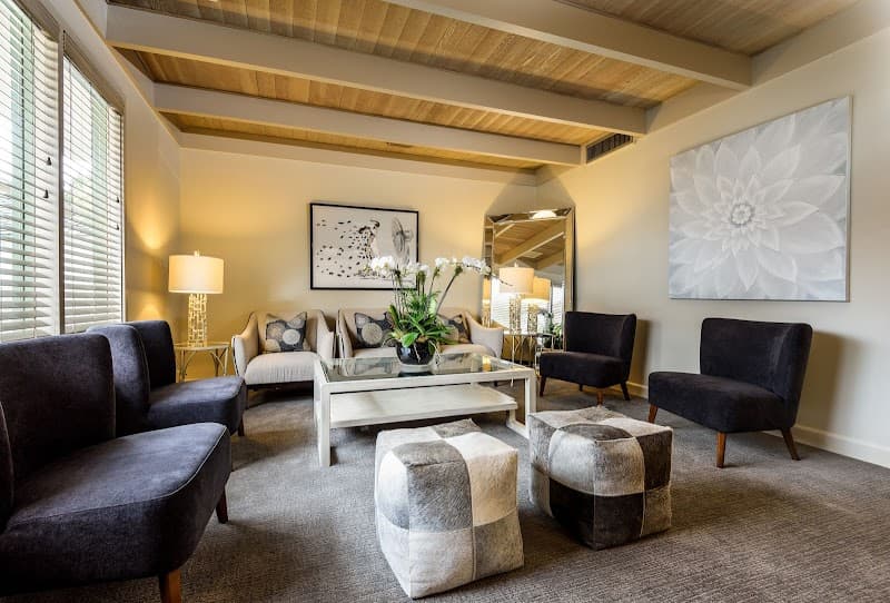 Esthetique European Skin Care Clinic San Mateo photo