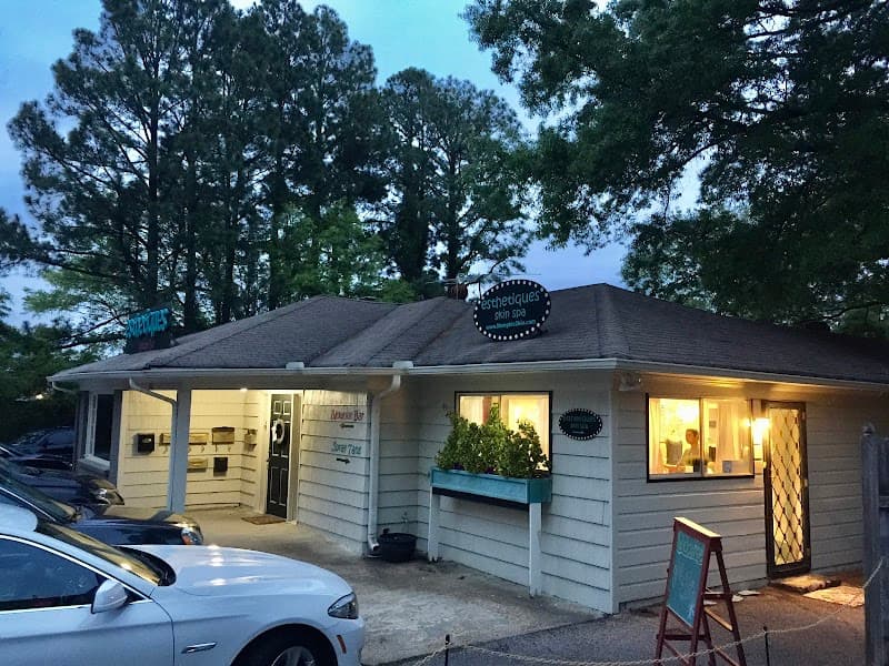 Esthetiques Skin Spa Memphis photo