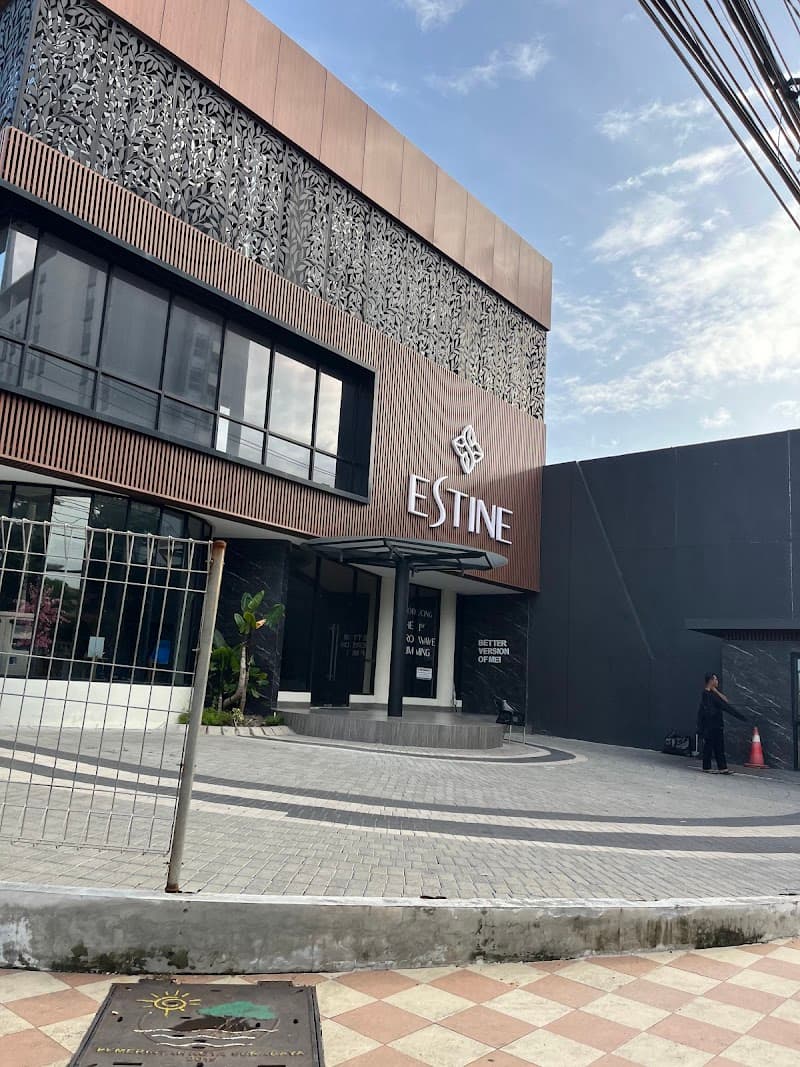 Surabaya estine aesthetic clinic photo