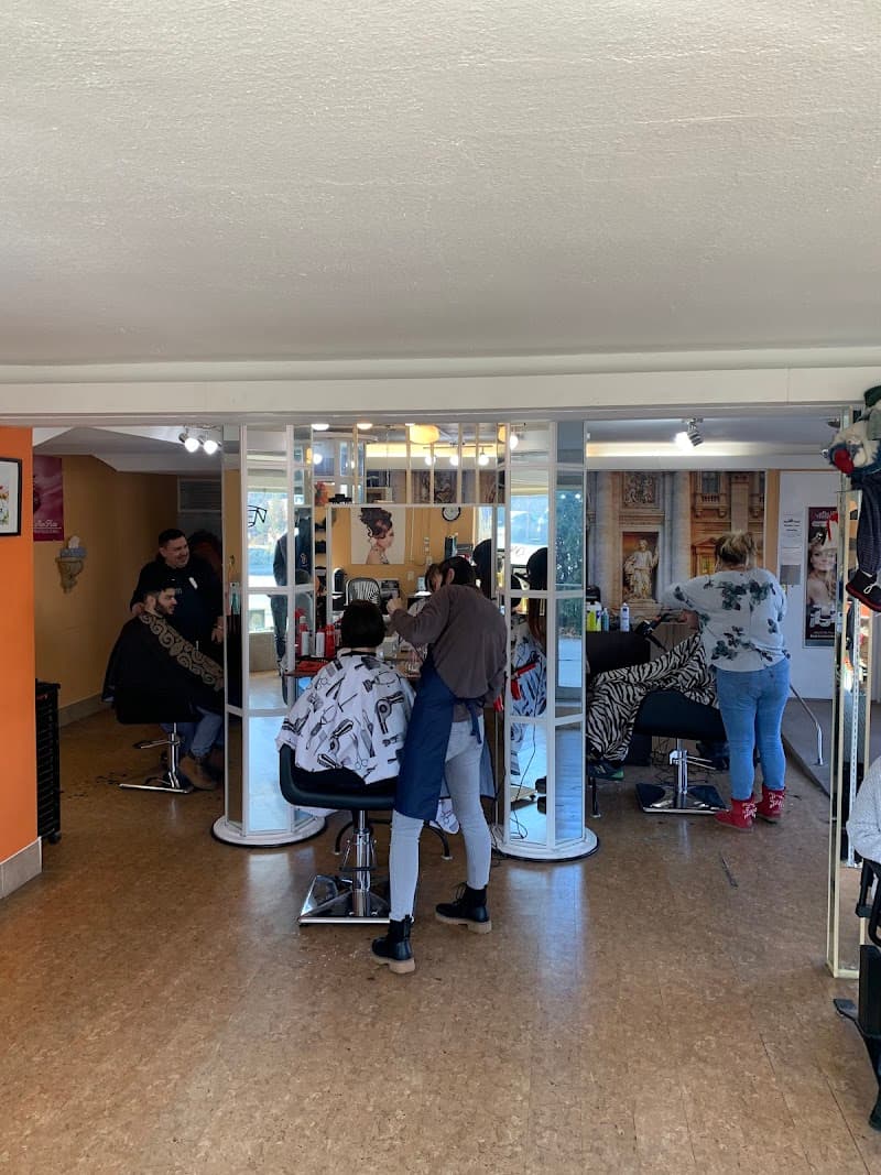 Euro's Touch Beauty Salon & Spa Hamilton photo