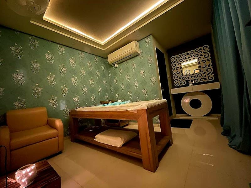 Eva Premium Spa Indore photo