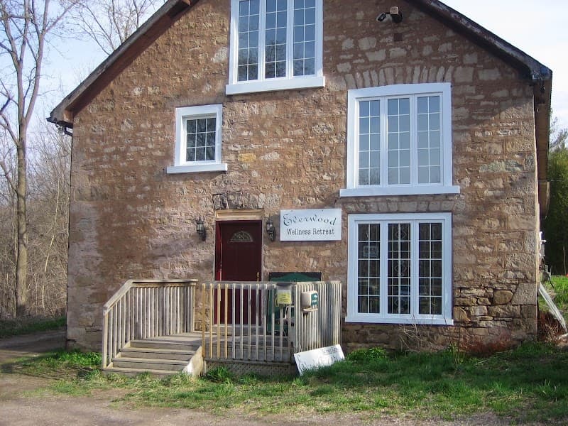Everwood Wellness Retreat Dundas photo