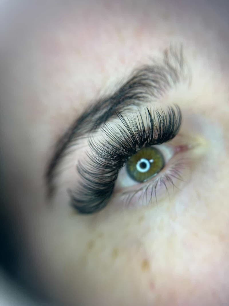 Eye to Eye Eyelash Extensions, Lifting, Lip Tinting Chiang Mai photo