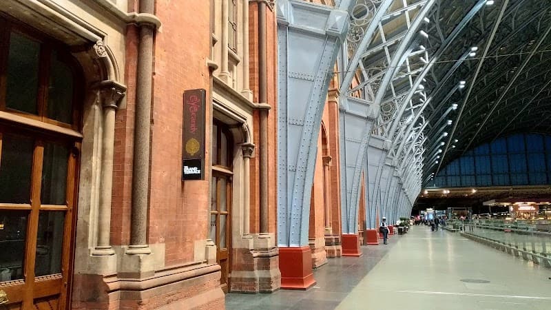 EyeCandy- St Pancras Milton Keynes photo