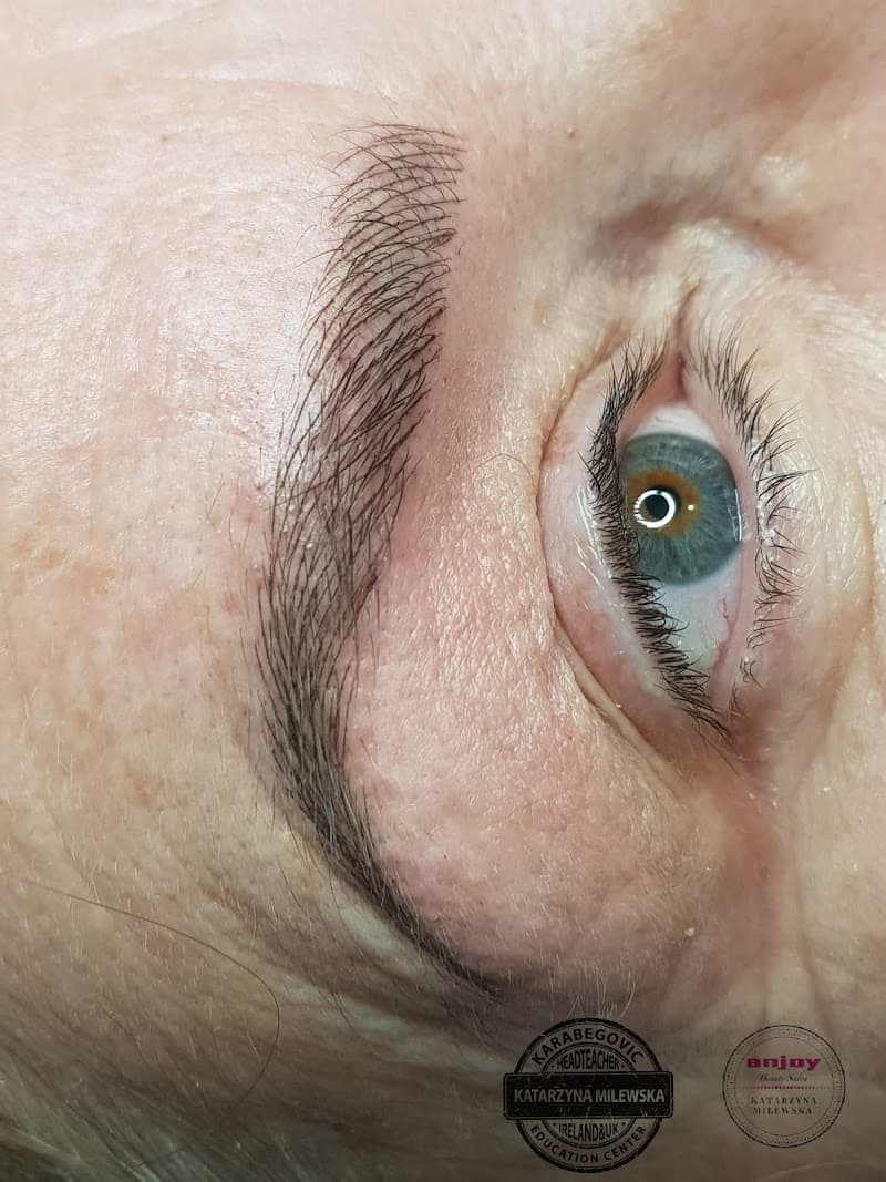 Eyelashes extensions Cavan photo