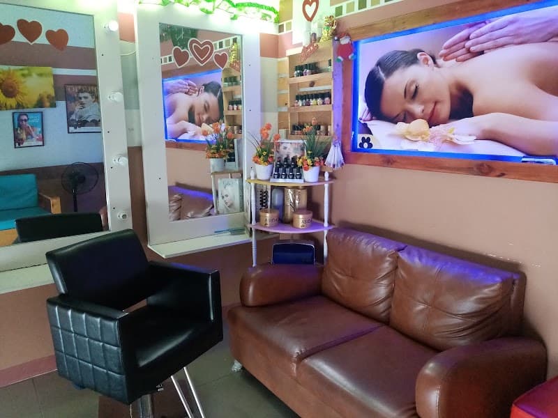 Ezdan and Issey Massage and Spa Rodriguez photo
