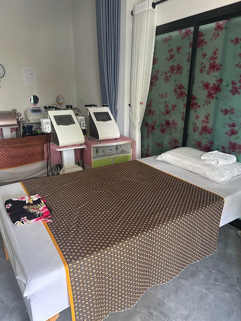 Face and Slim Hua Hin photo