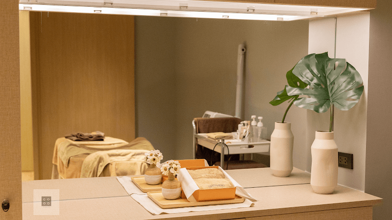 Face Plus by Yamano Thailand Bangkok photo