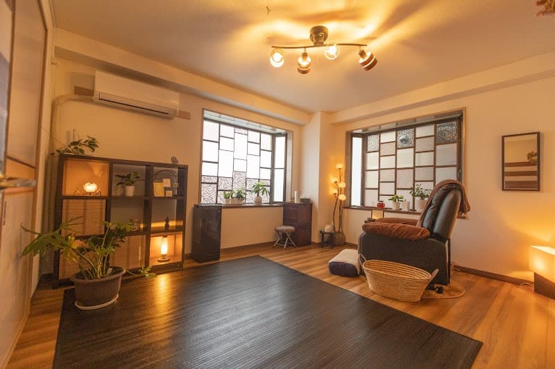 Face Relaxation & Foot Pressure Seitai Salon Sora Fussa City photo