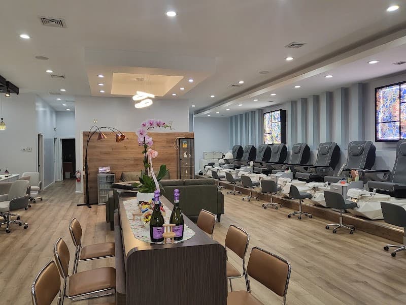 FAFA Nail & Spa Orange photo