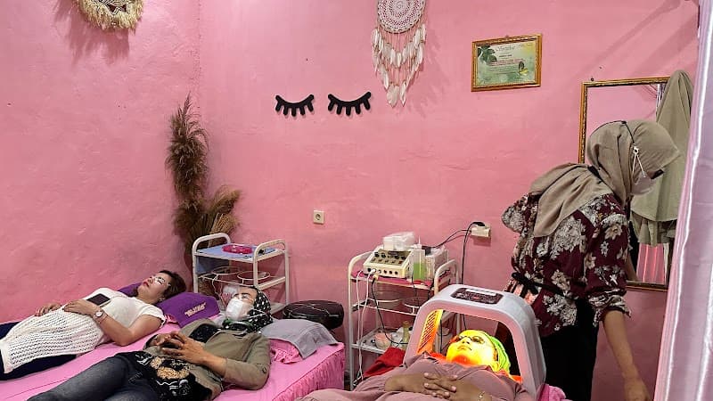 Fahira Facial Mahoni Jakarta photo