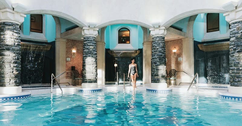 Fairmont Banff Springs photo