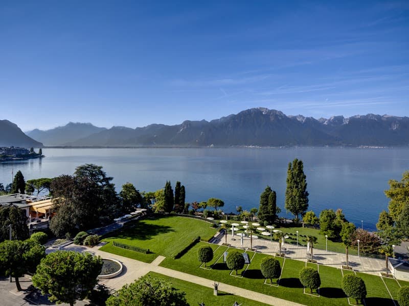 Fairmont Le Montreux Palace photo