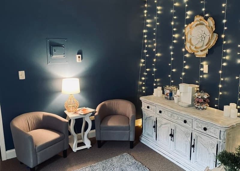 Faithful Hands Massage & Wellness Crystal Lake photo