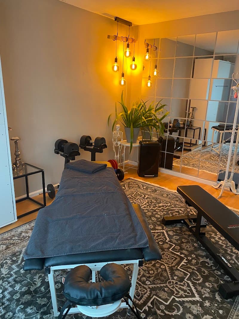 Falke massage Kungsängen photo