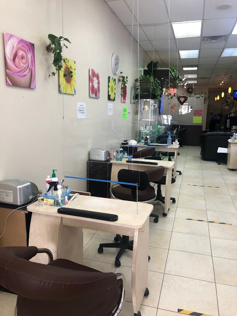 Fantastic Nail III & Spa Franklin Square photo