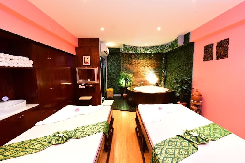 Feather massage & Spa Bangkok photo
