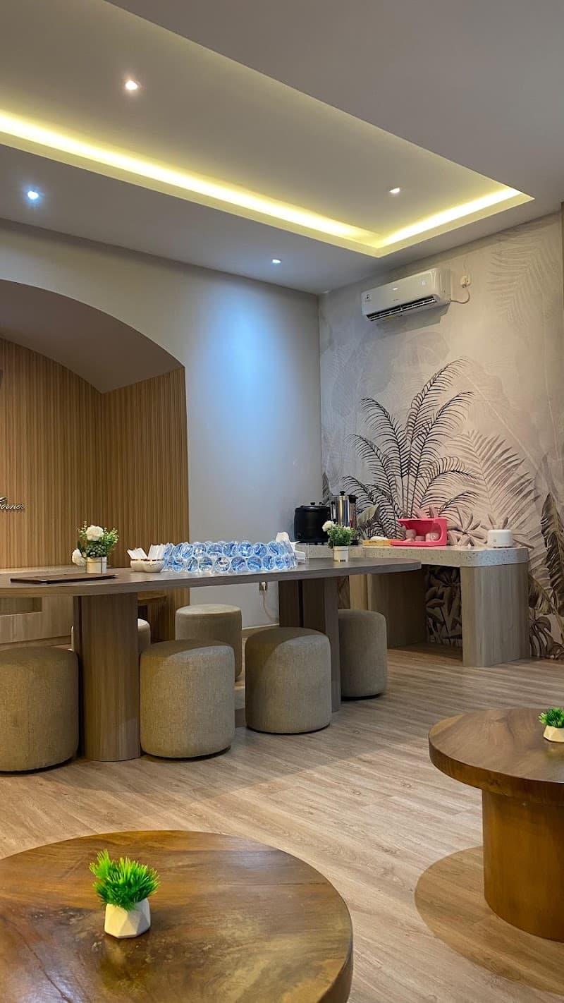 Febry Saloon and Therapy Body Massage Medan photo