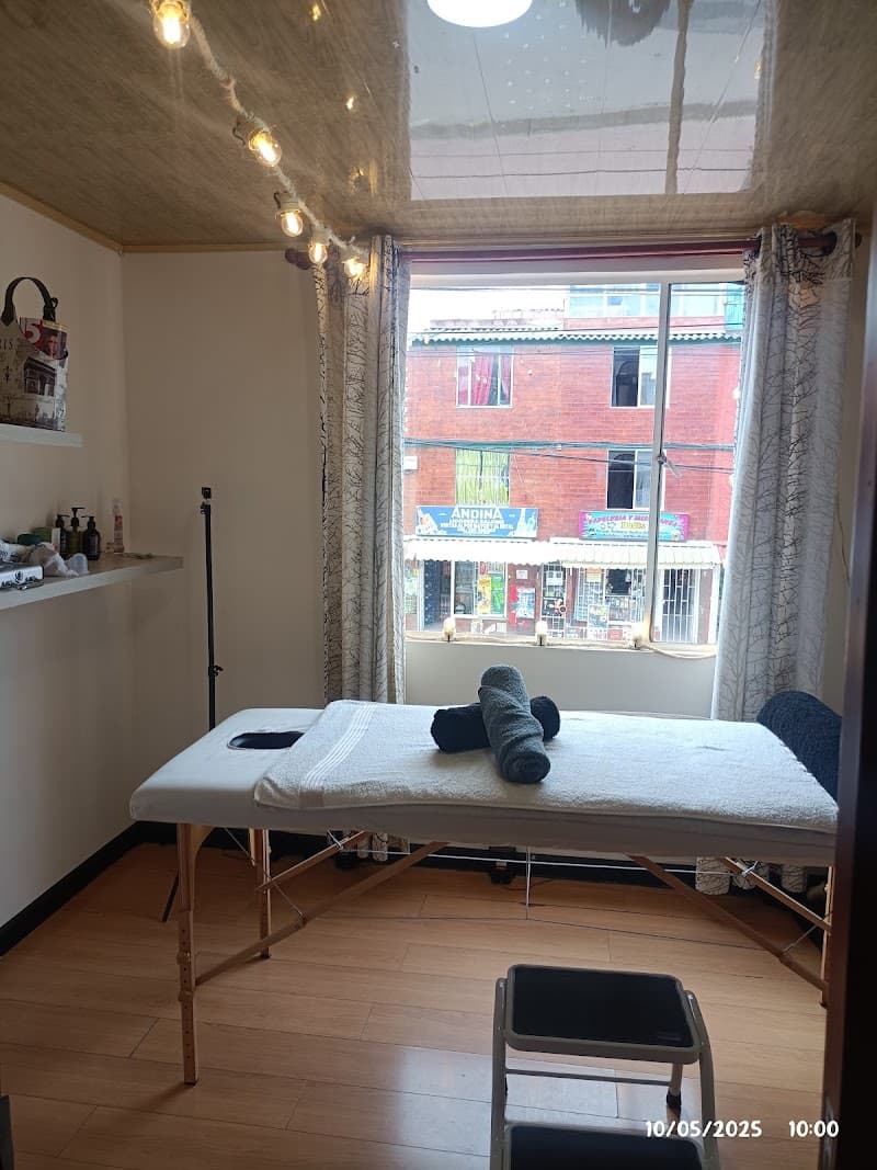 FELIPE SERRANO QUIROMASAJISTA- Masajes de relajación Bogotá, D.C. photo