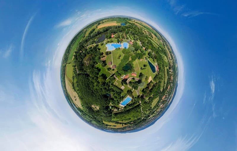 Fényes Fürdő és Camping Tata photo